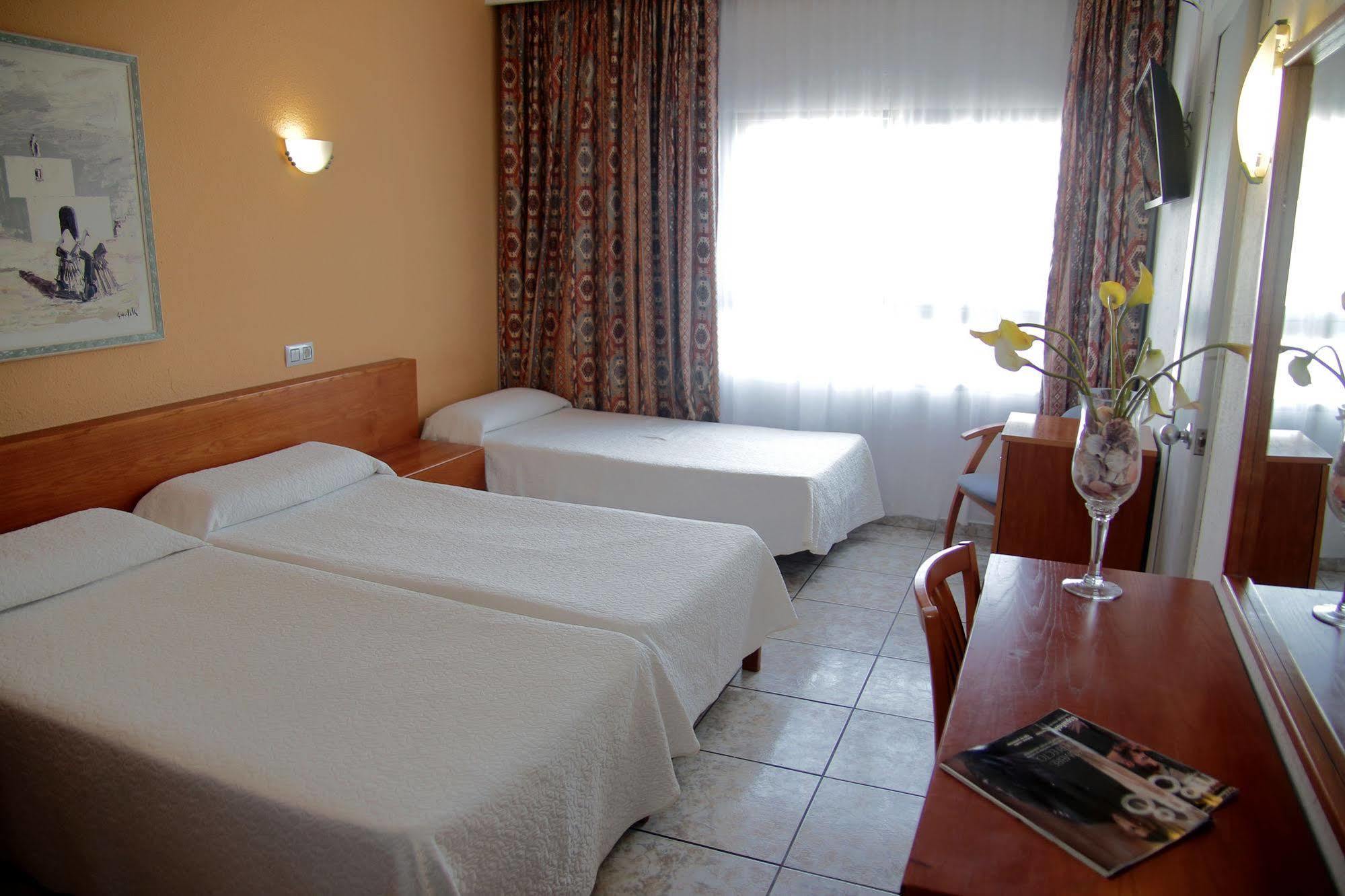 Hotel Tropical San Antonio  Ngoại thất bức ảnh