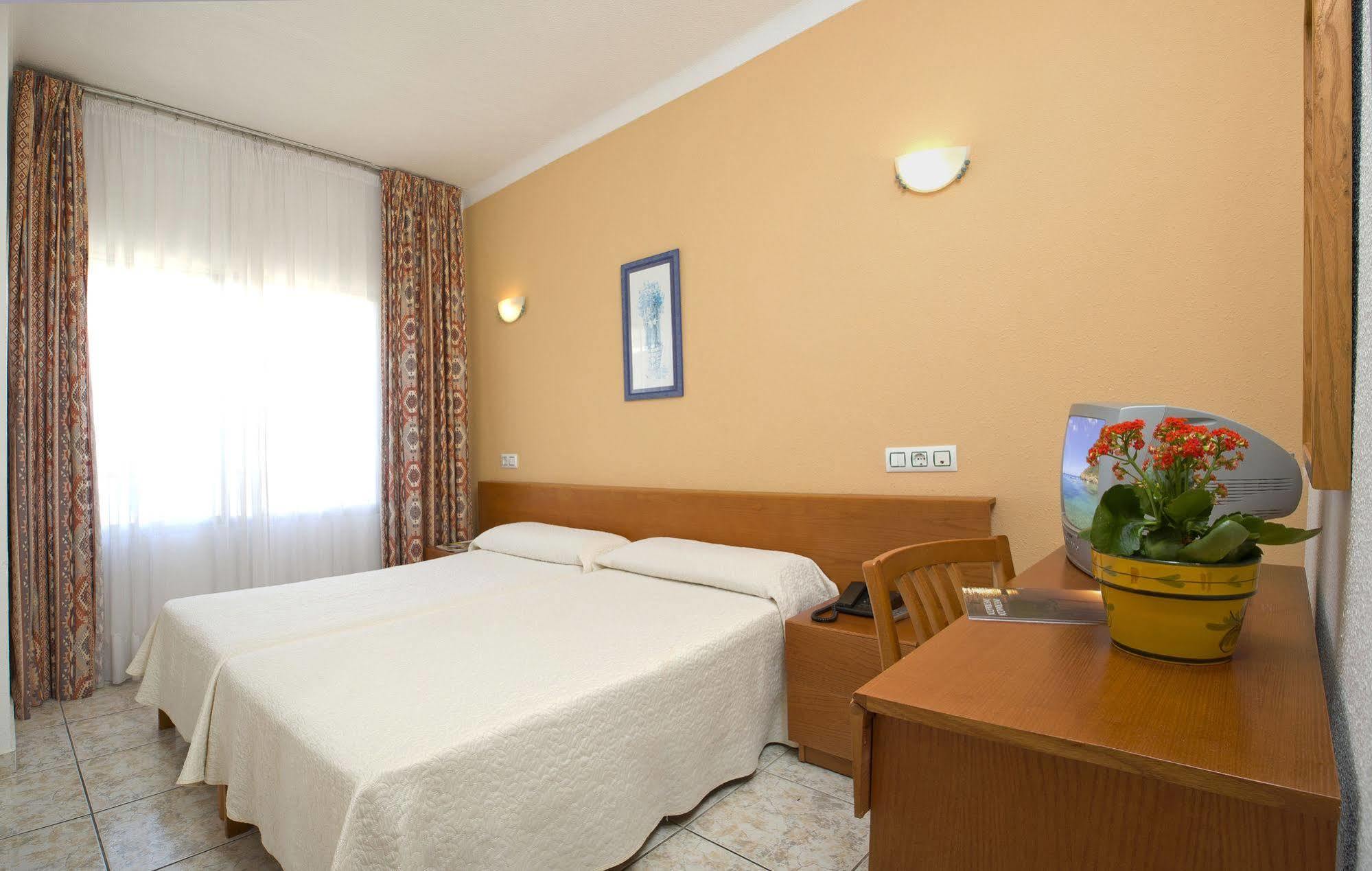 Hotel Tropical San Antonio  Ngoại thất bức ảnh